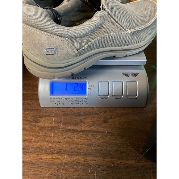 Skechers Men's 9 Slip Ons Khaki Relaxed Fit Comfort Foam Canvas NWT - Picture 11 of 11